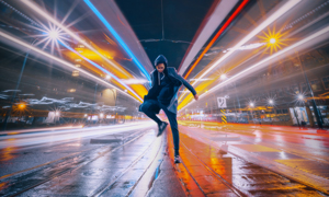 charles-etoroma-972748-unsplash-300-de-070225